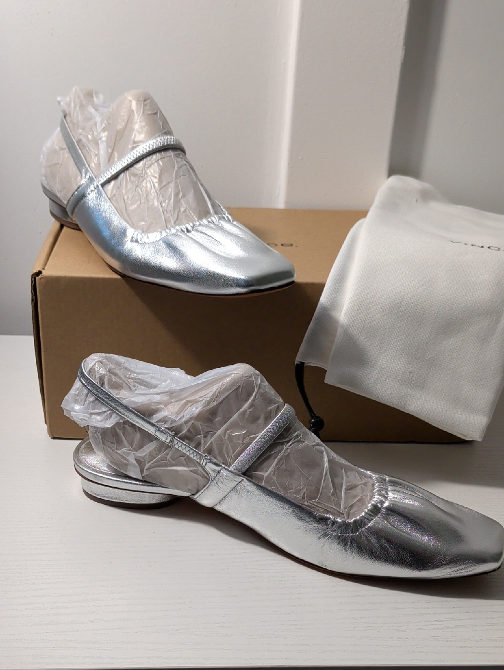 VINCE NIB Silver Sandals 8